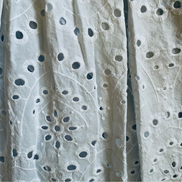 ModCloth White Lace Eyelet A-Line Skirt 1X - Picture 9 of 9